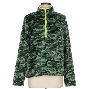 VINEYARDS VINES- half zip fleece camo sweatshirt